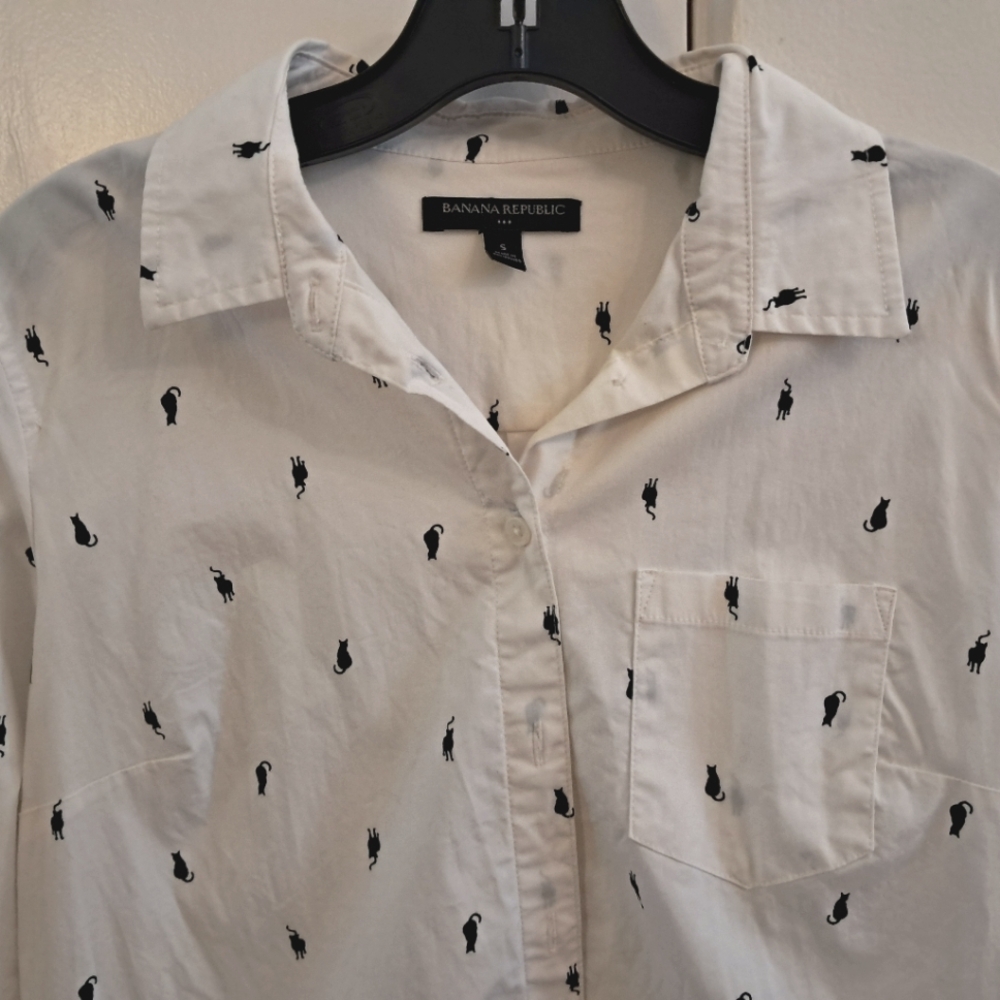 Untucked Cat Print Classic Shirt